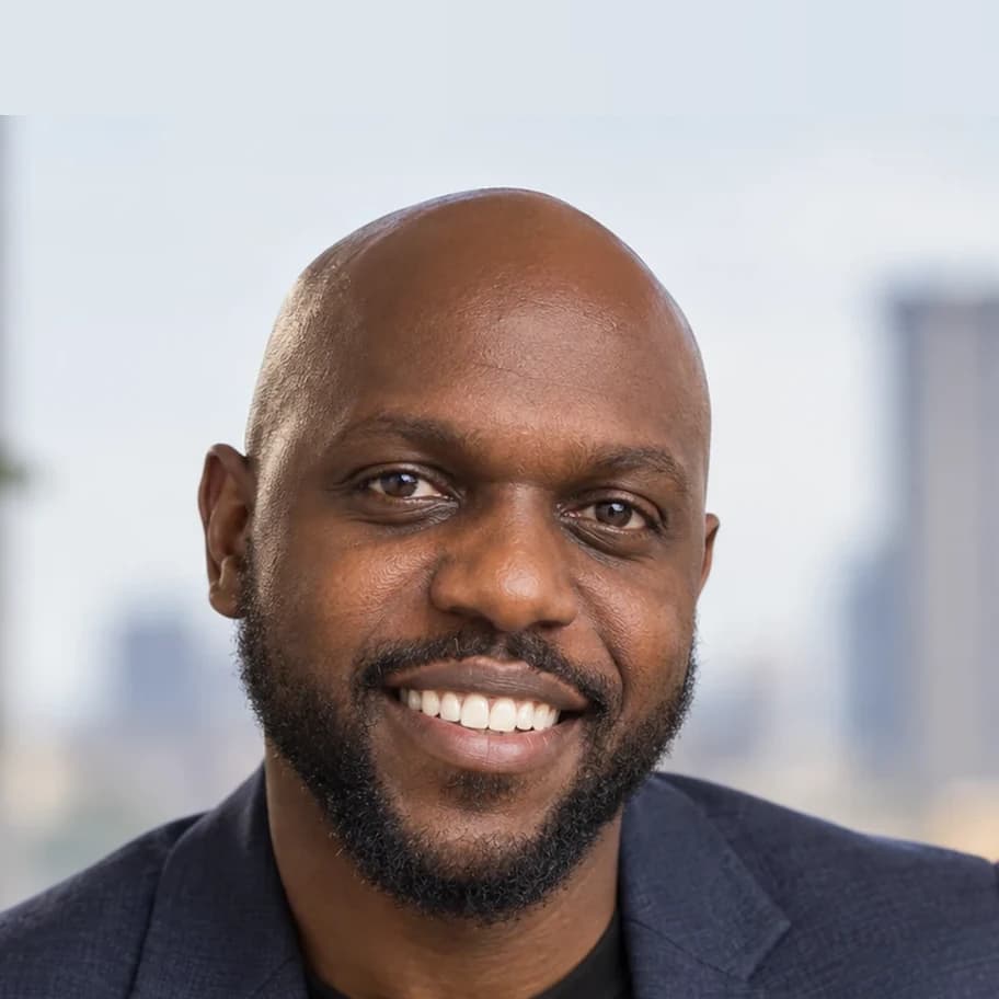 Larry Madowo